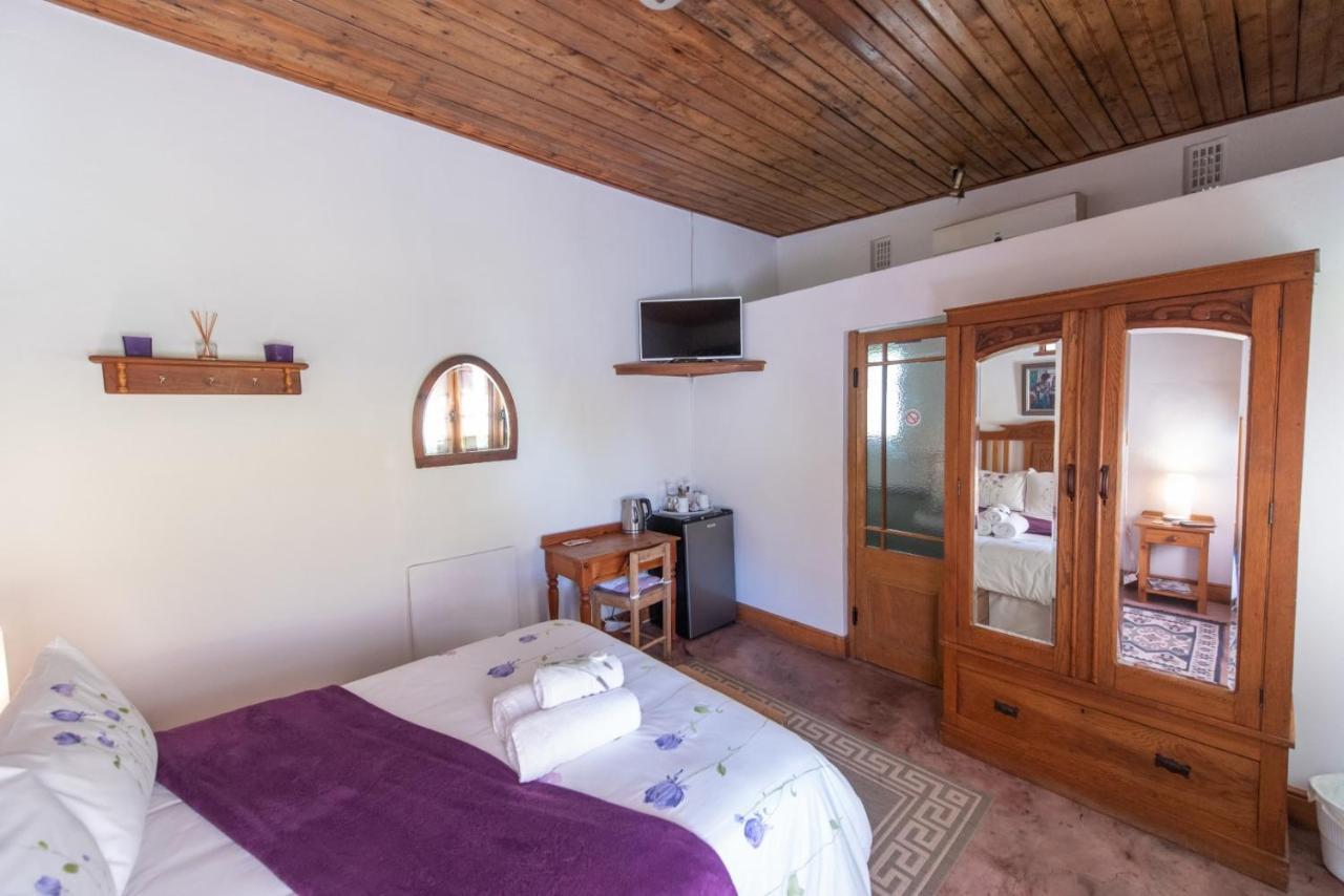 Leo Guest House Robertson Kültér fotó
